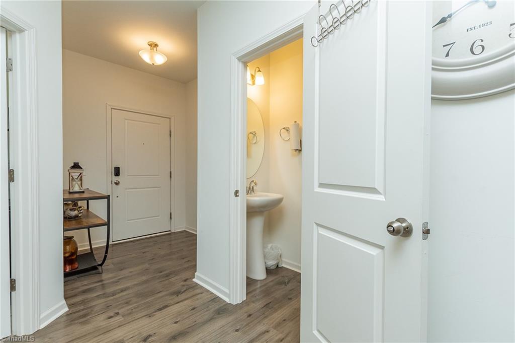 4044 Monteray Circle Property Photo 4