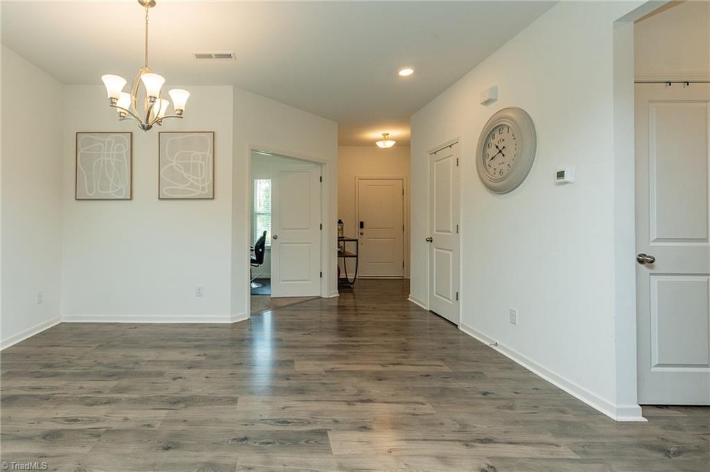 4044 Monteray Circle Property Photo 9