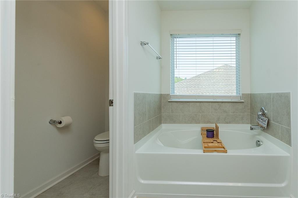 4044 Monteray Circle Property Photo 31