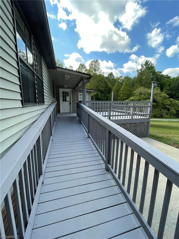 1041 Brooks Road Property Photo 4