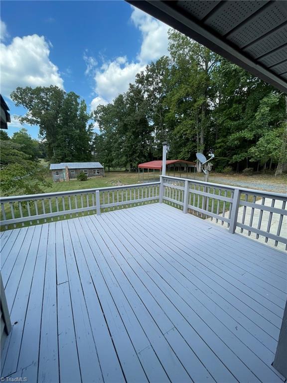 1041 Brooks Road Property Photo 5