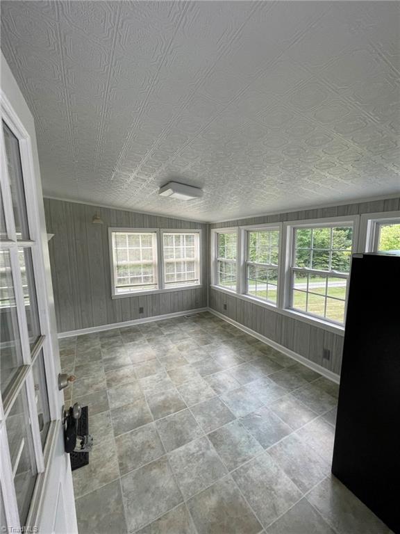 1041 Brooks Road Property Photo 6