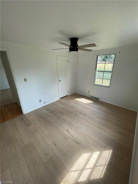 1041 Brooks Road Property Photo 14