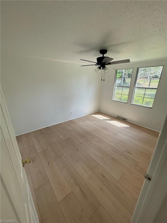 1041 Brooks Road Property Photo 15