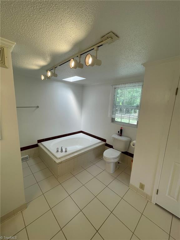 1041 Brooks Road Property Photo 28