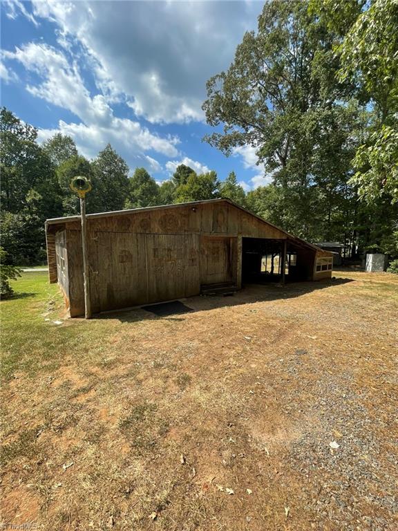 1041 Brooks Road Property Photo 31
