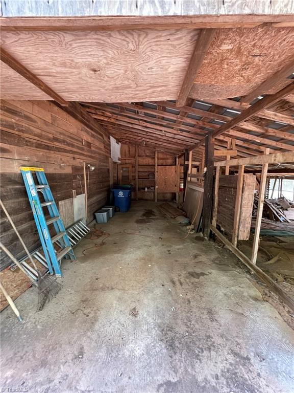 1041 Brooks Road Property Photo 32