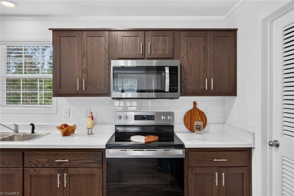 445 Kindley Road Property Photo 12