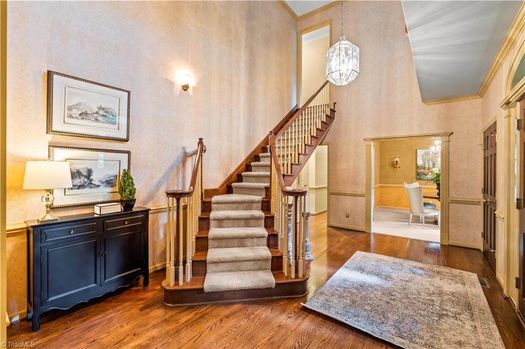 1305 Swanner Court Property Photo 4