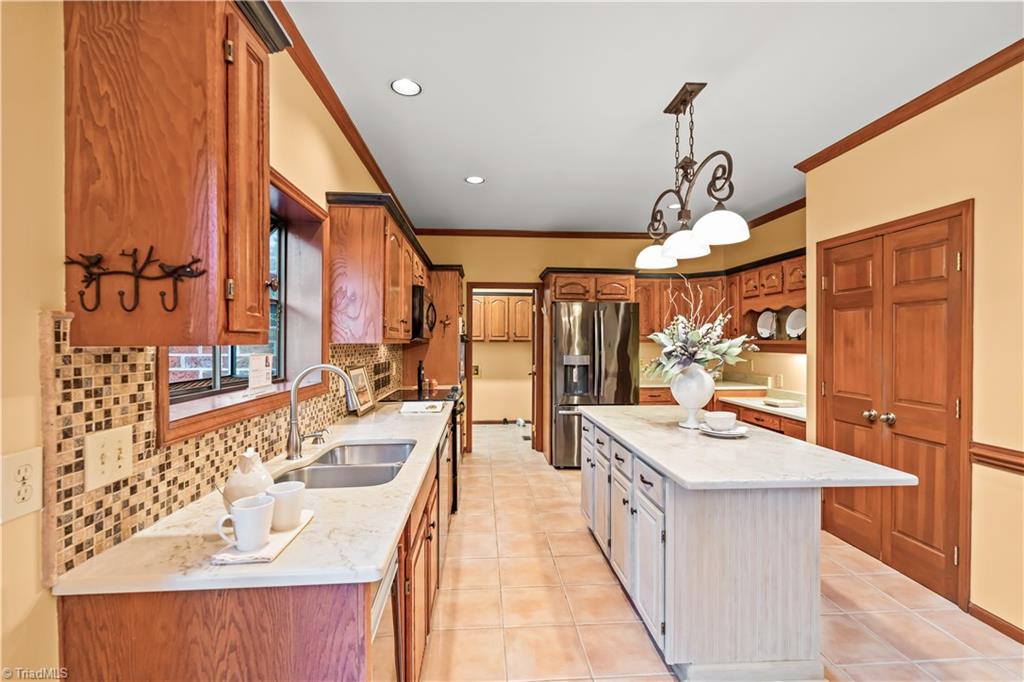 1305 Swanner Court Property Photo 15