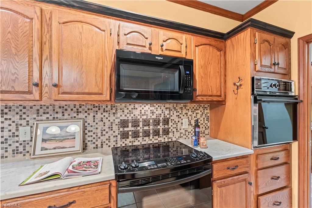 1305 Swanner Court Property Photo 17