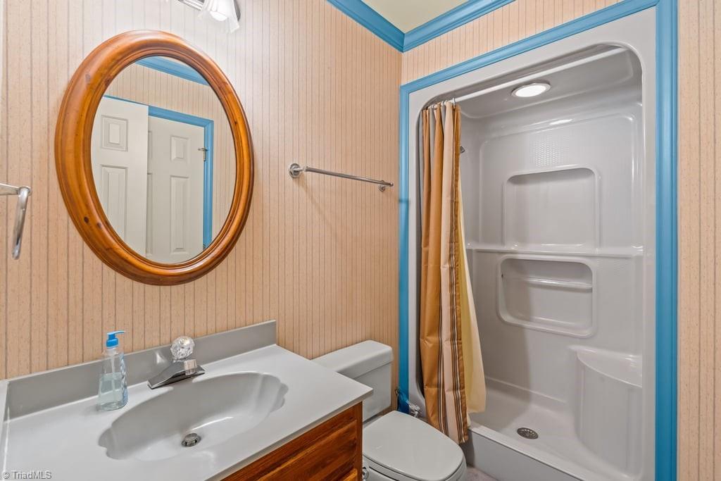 1305 Swanner Court Property Photo 31