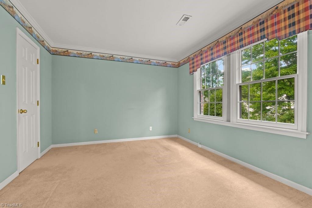1305 Swanner Court Property Photo 32