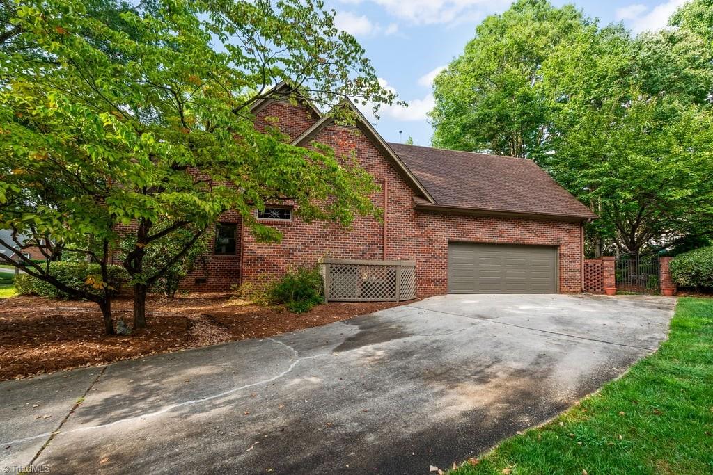 1305 Swanner Court Property Photo 43