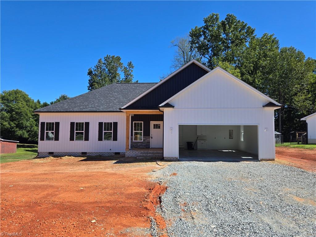 2850 Leonard Road Property Photo 1