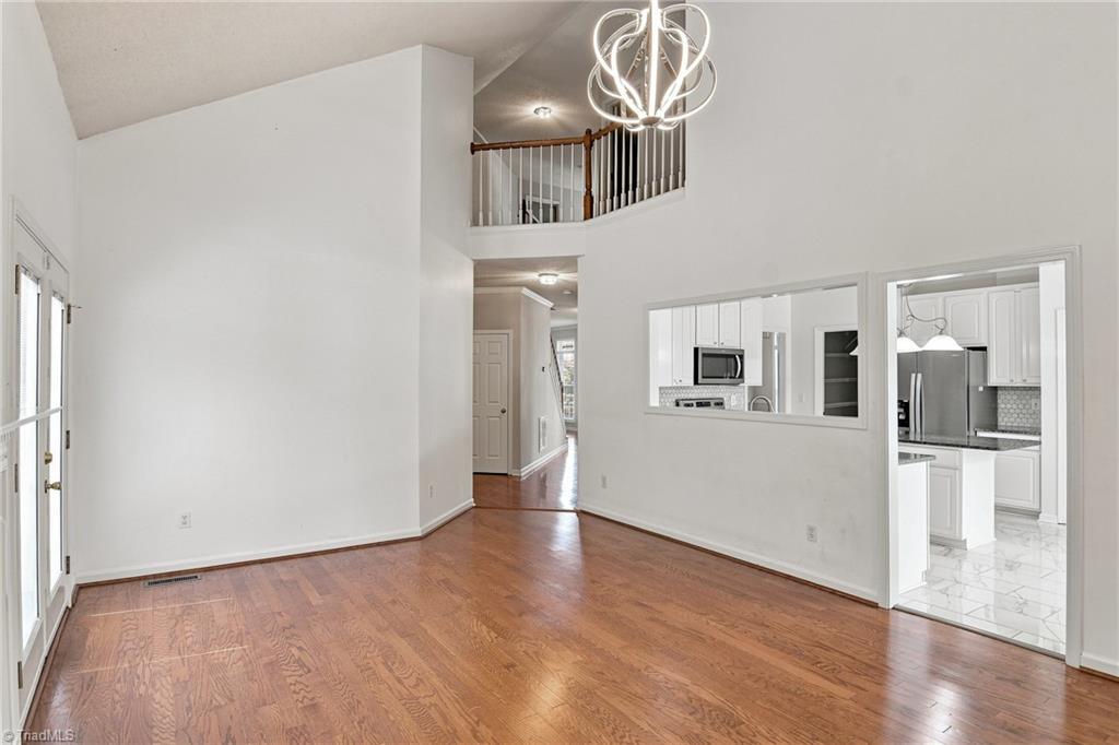 4106 Clovelly Drive Property Photo 10