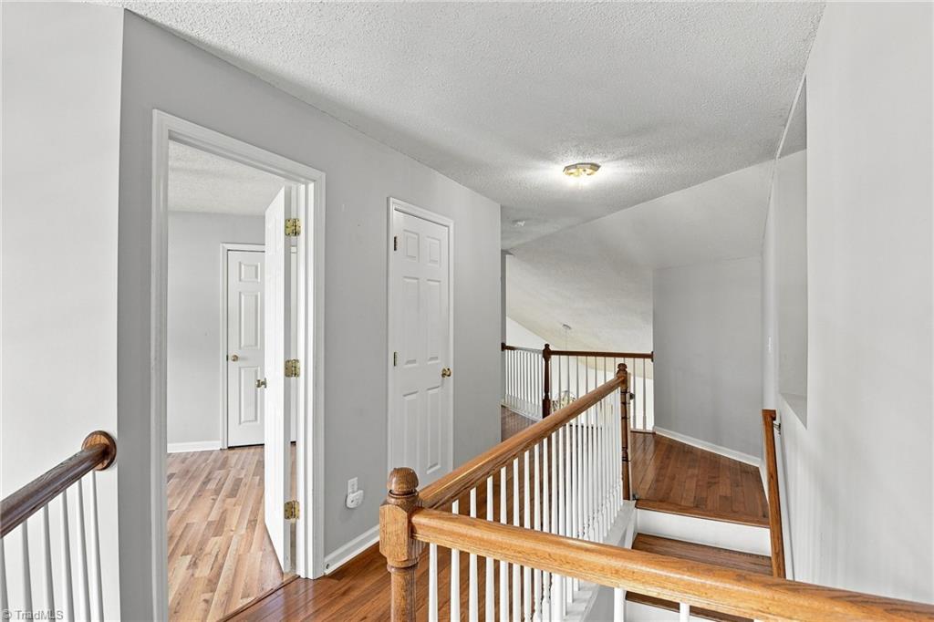 4106 Clovelly Drive Property Photo 27