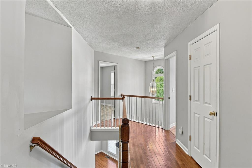 4106 Clovelly Drive Property Photo 28