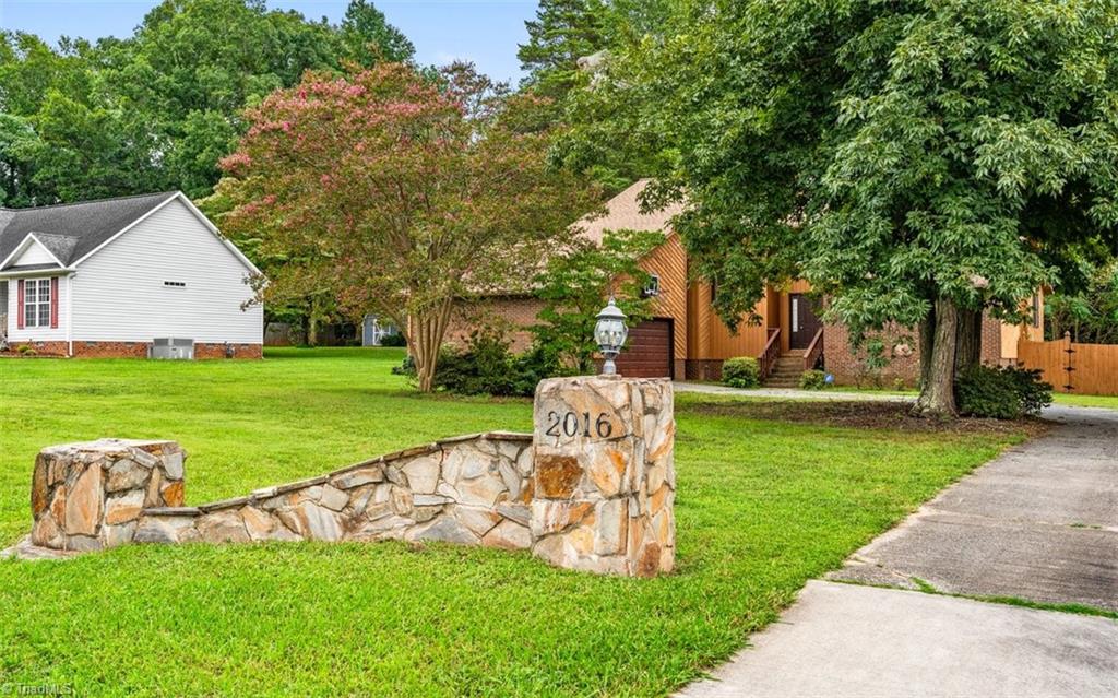 2016 Ledford Road Property Photo 1