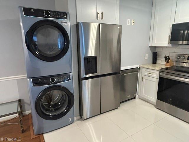 2889 Ashwood Drive Property Photo 3