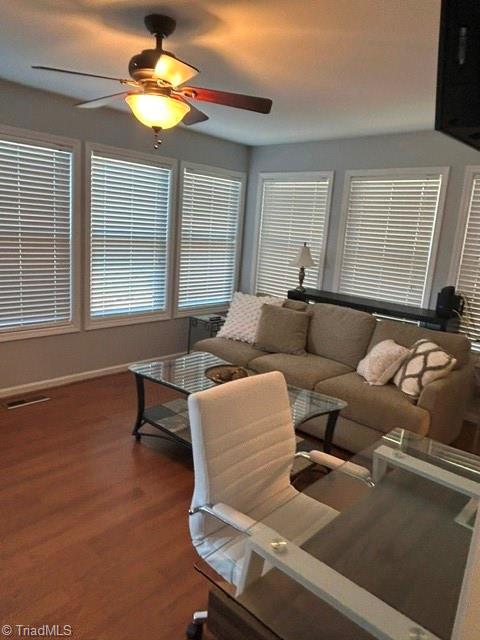 2889 Ashwood Drive Property Photo 6