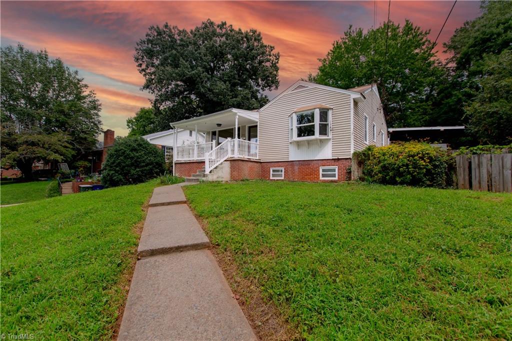 1511 Sharon Road