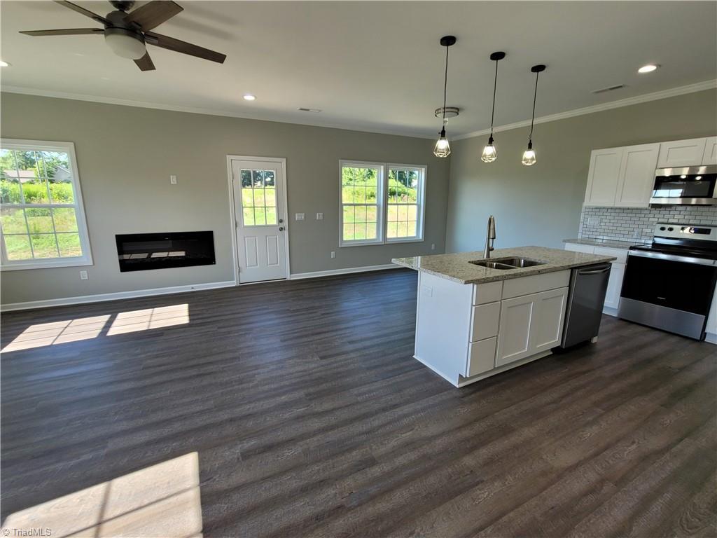 462 Everidge Road Property Photo 4