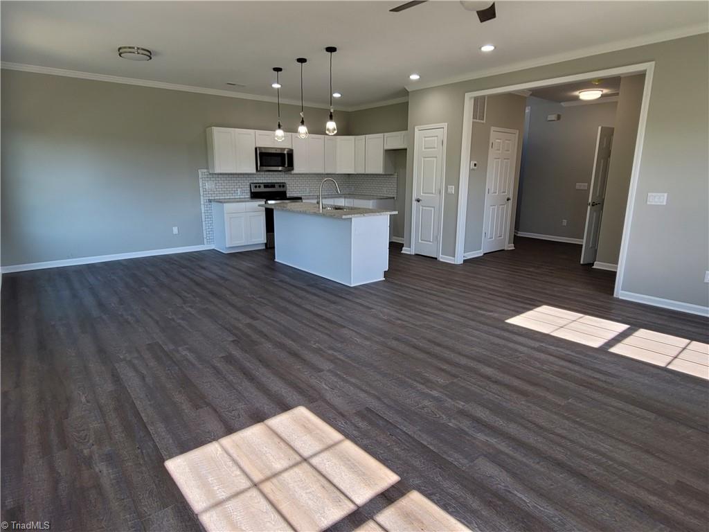 462 Everidge Road Property Photo 6