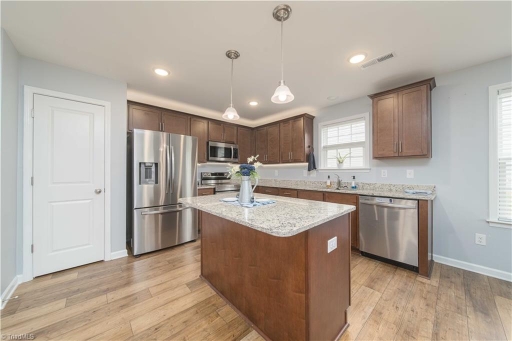 1118 Baileys Chapel Road Property Photo 4