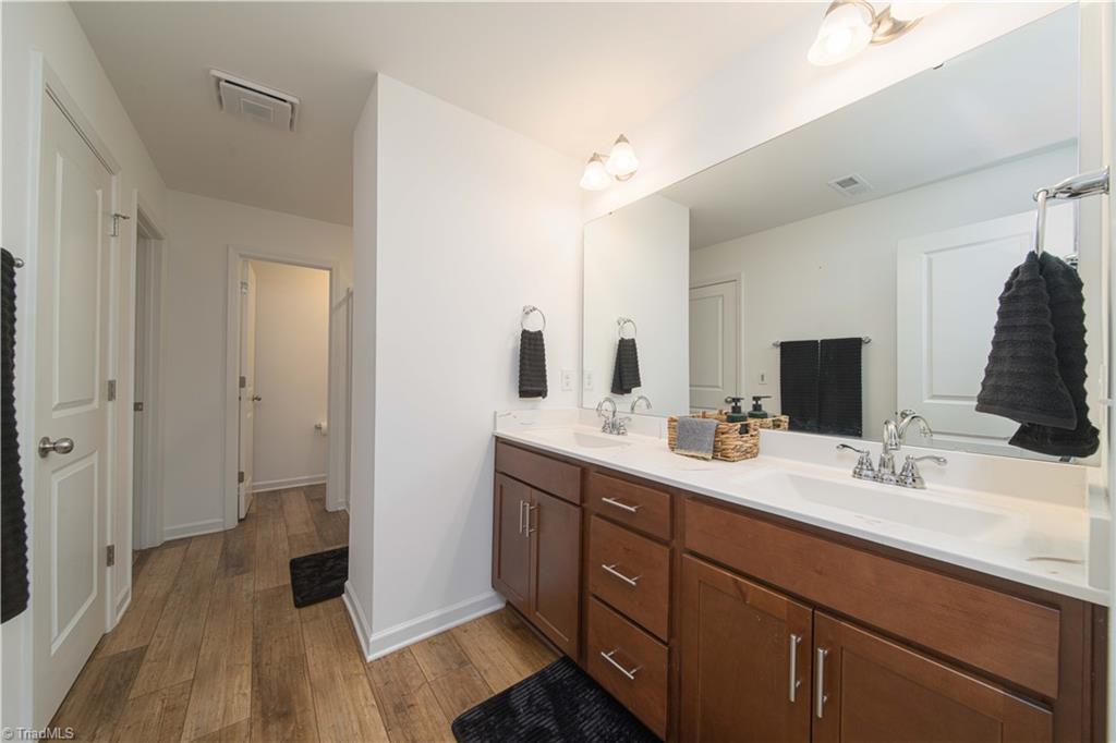 1118 Baileys Chapel Road Property Photo 18