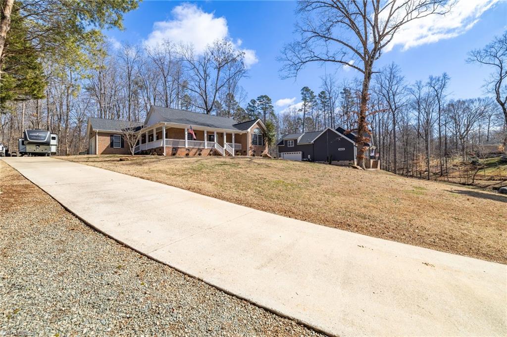 2329 Millbrook Drive Property Photo 4