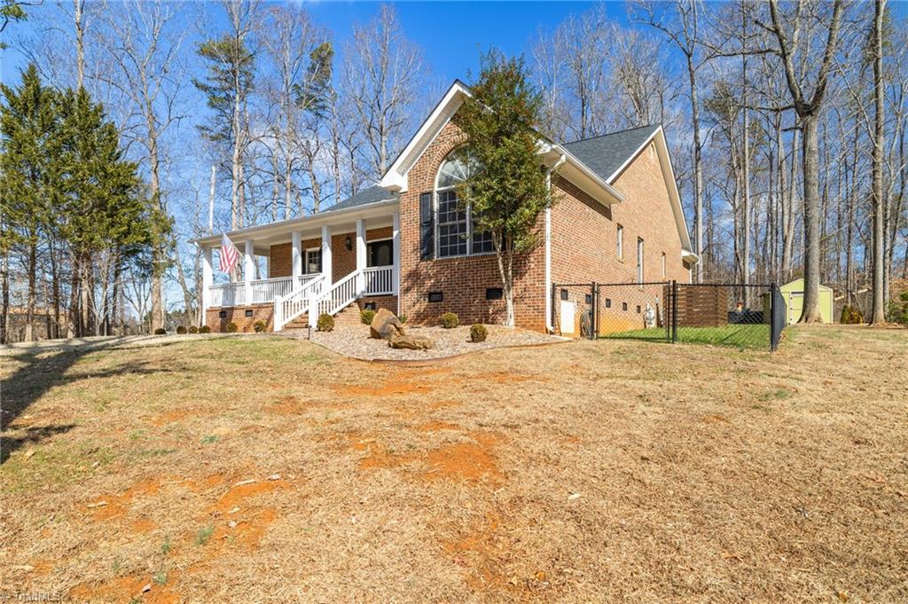 2329 Millbrook Drive Property Photo 6