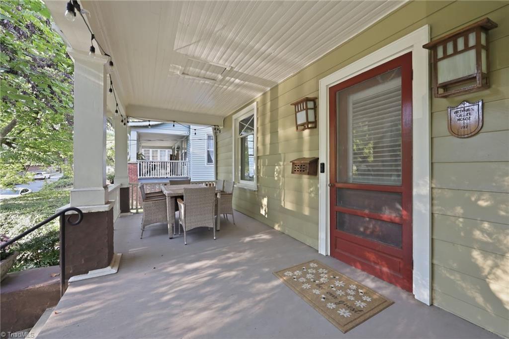 123 S Sunset Drive Property Photo 3