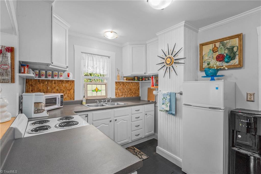 387 Austin Traphill Road Property Photo 11