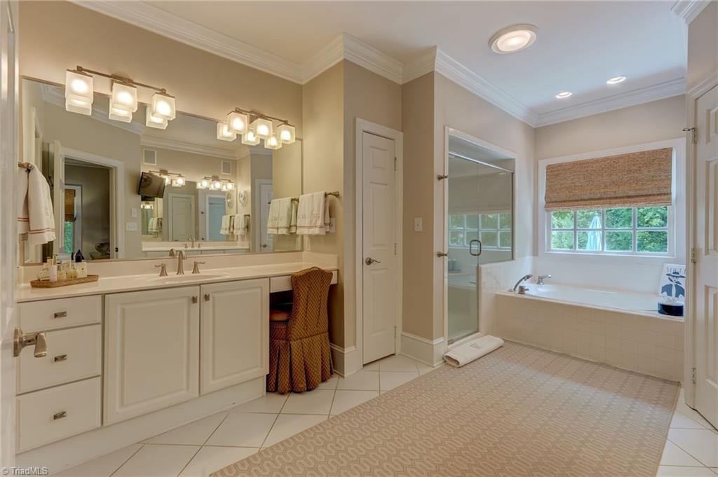 1912 Pembroke Road Property Photo 23