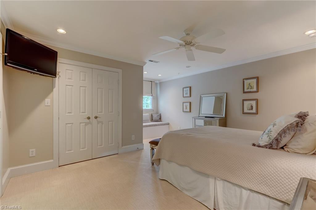 1912 Pembroke Road Property Photo 28