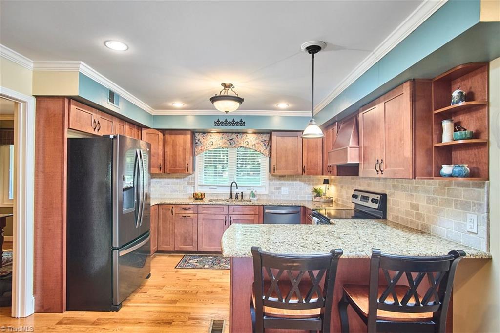 225 River Road Property Photo 10