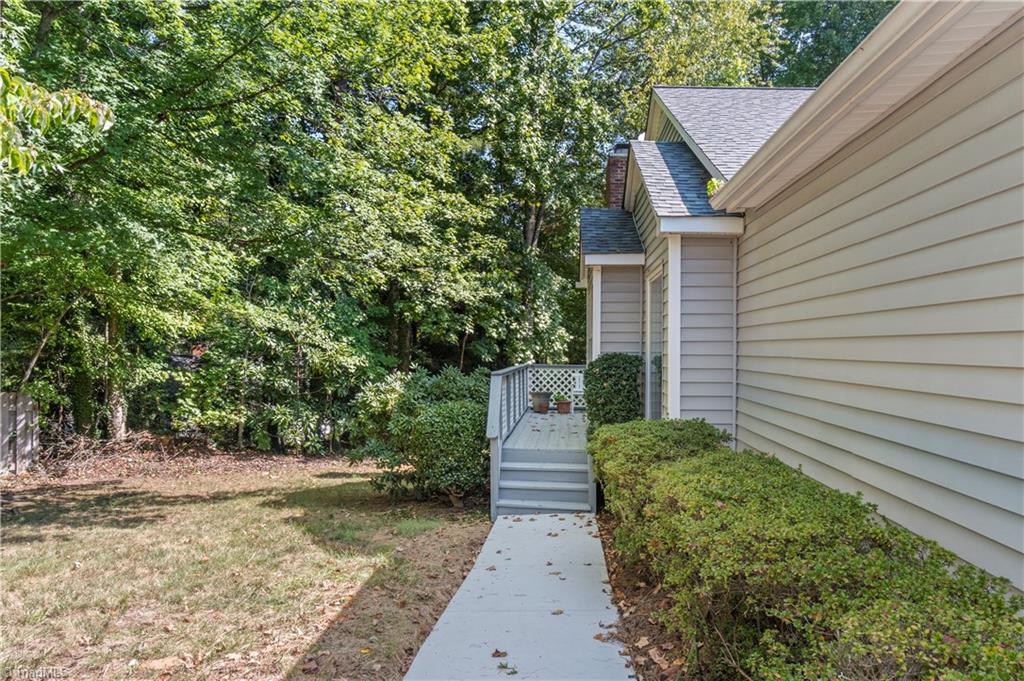 113 Pebble Ridge Lane Property Photo 23