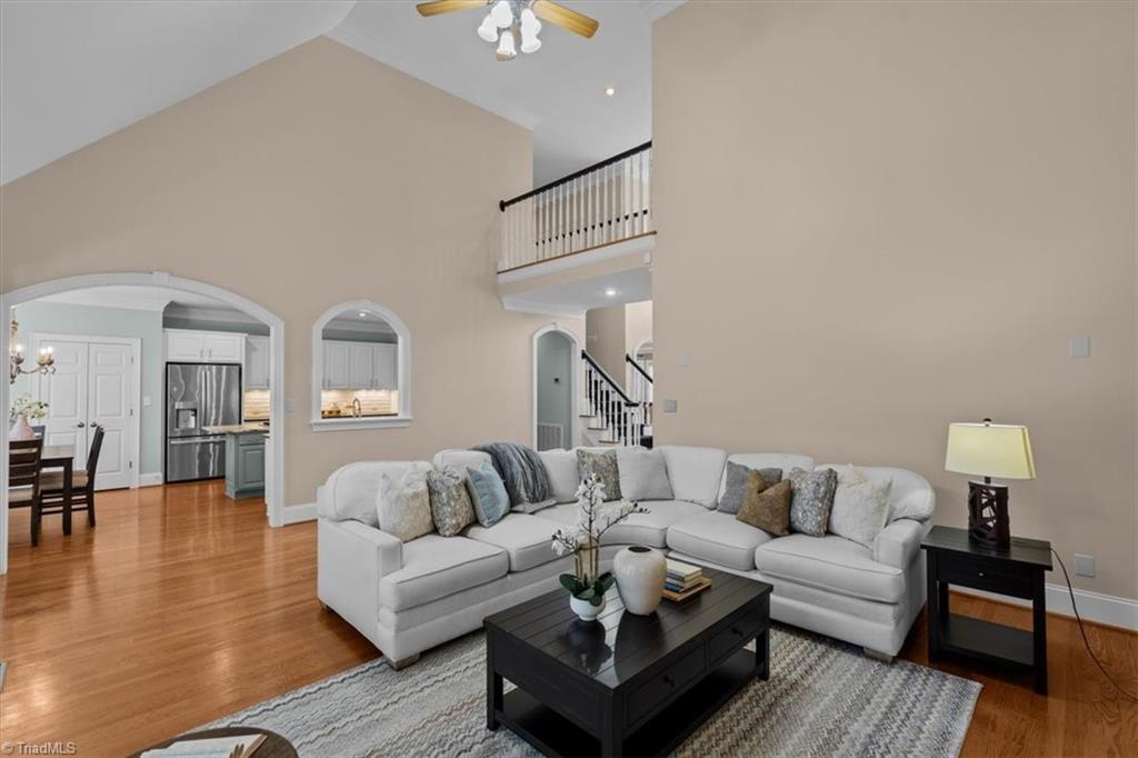 1901 Rosevilla Lane Property Photo 8