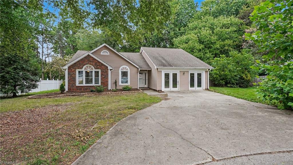 4123 Silver Fox Court Property Photo 2