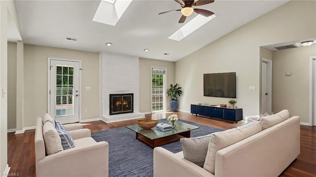 4123 Silver Fox Court Property Photo 3
