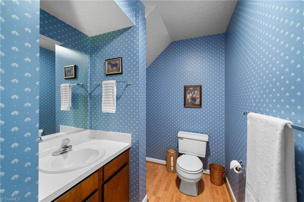 1185 Lamont Drive Property Photo 11