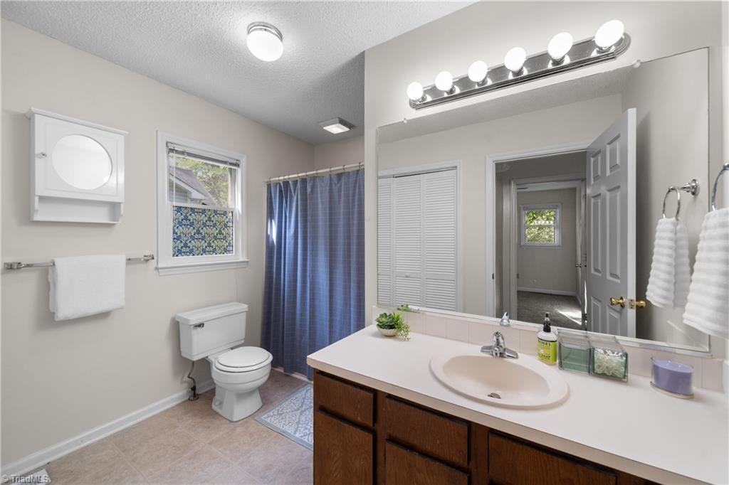 1185 Lamont Drive Property Photo 19