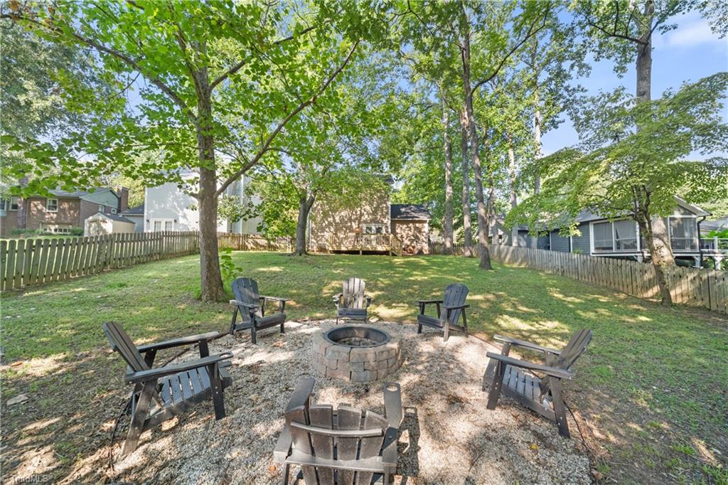 1185 Lamont Drive Property Photo 23
