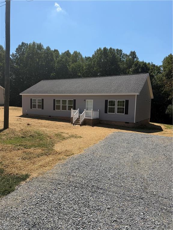 5103 Center Road