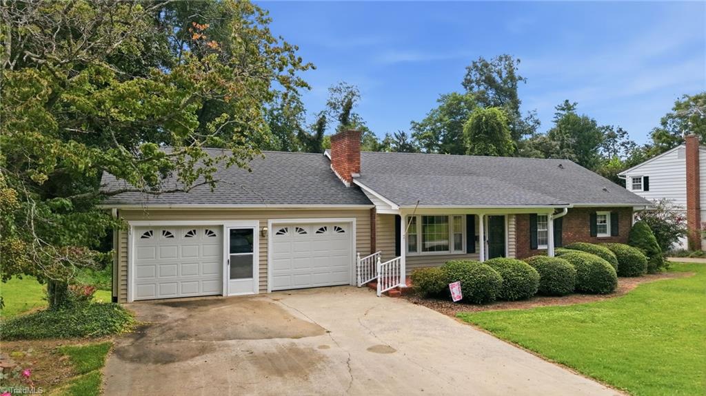 317 Hillcrest Drive Property Photo 4