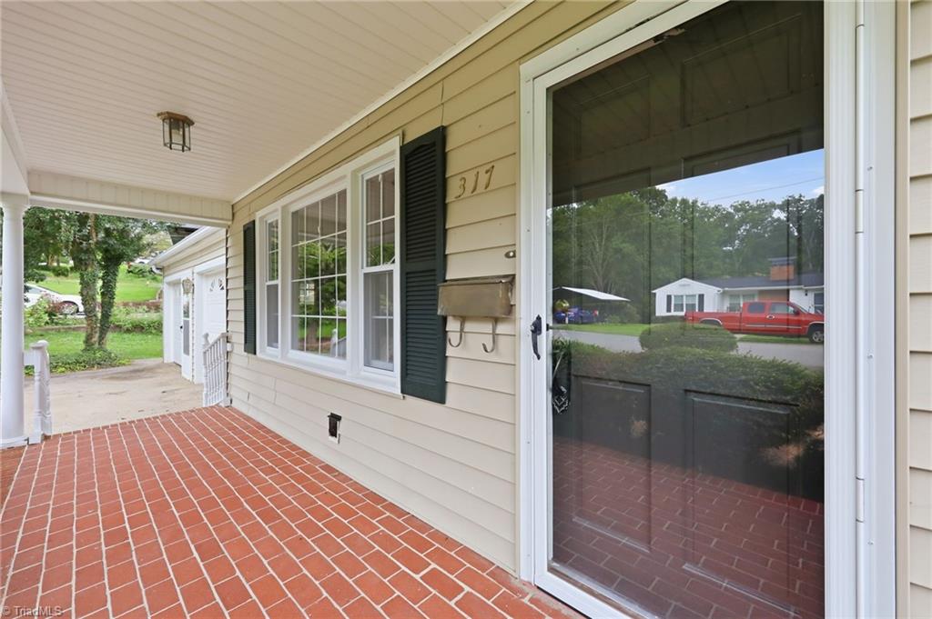 317 Hillcrest Drive Property Photo 42
