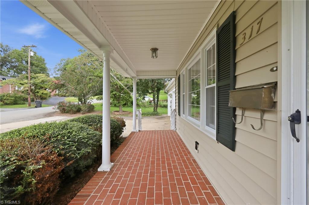 317 Hillcrest Drive Property Photo 43