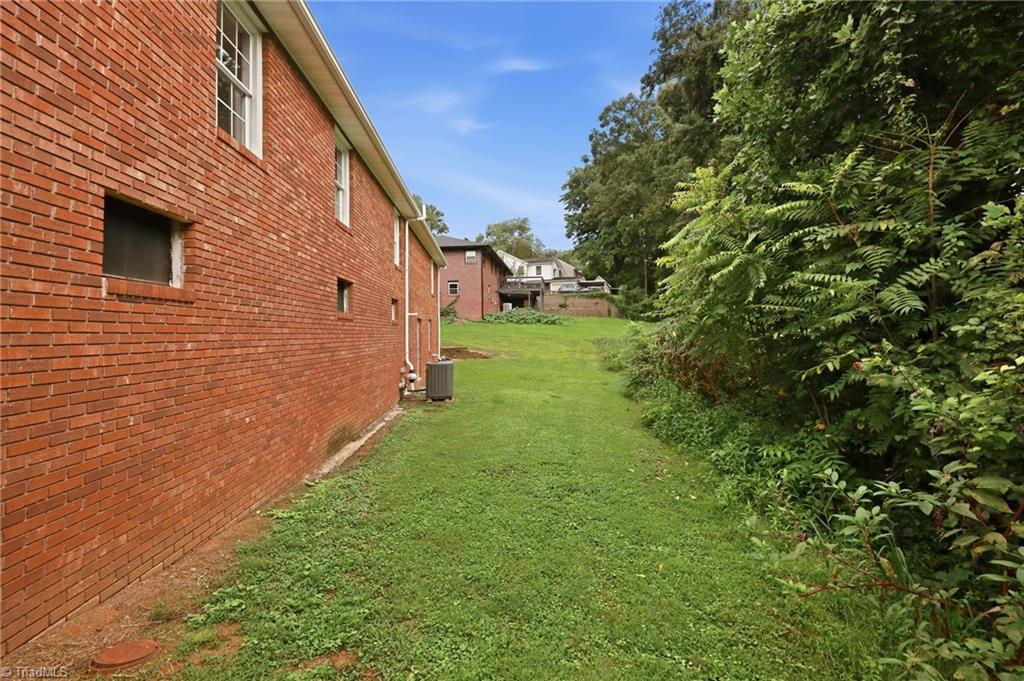 317 Hillcrest Drive Property Photo 47