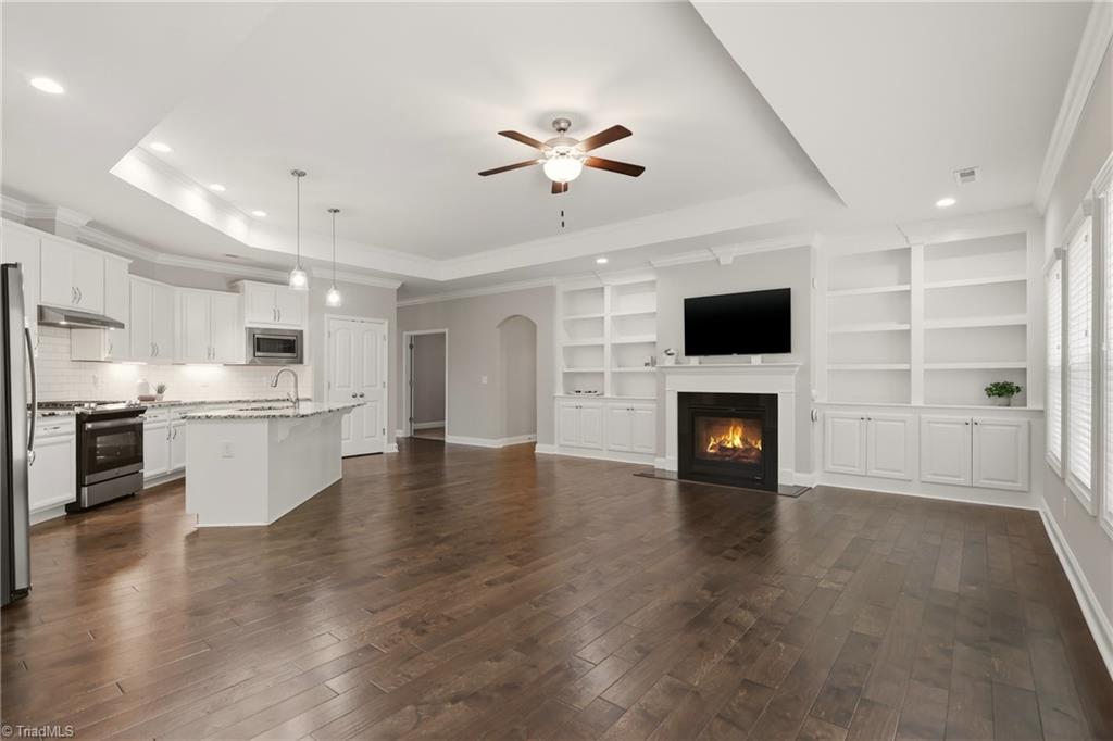 3770 Echo Forest Trail Property Photo 5